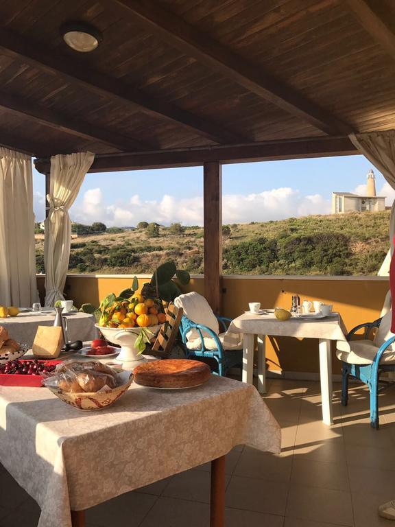 Il Tramonto Bed and Breakfast Castelsardo Buitenkant foto